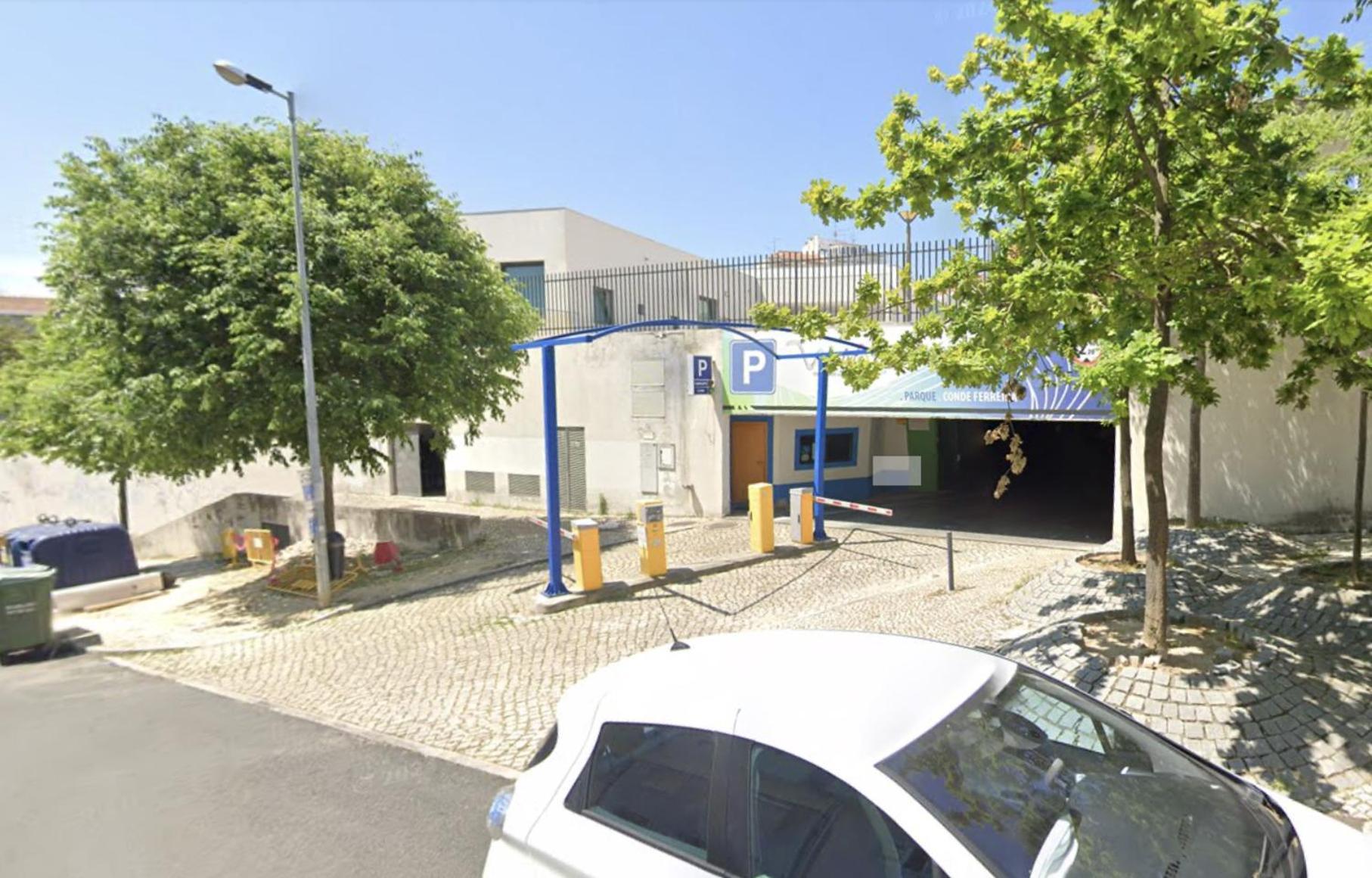 Afonso Galo Guest Apartments III Almada Buitenkant foto